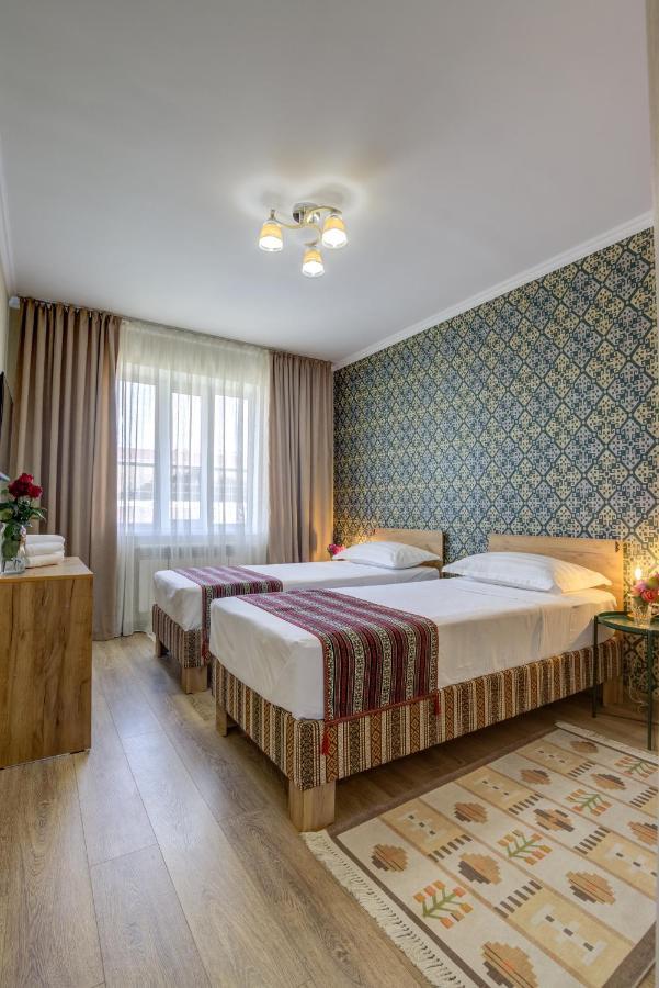 Ordo Hotel Karakol Exteriör bild